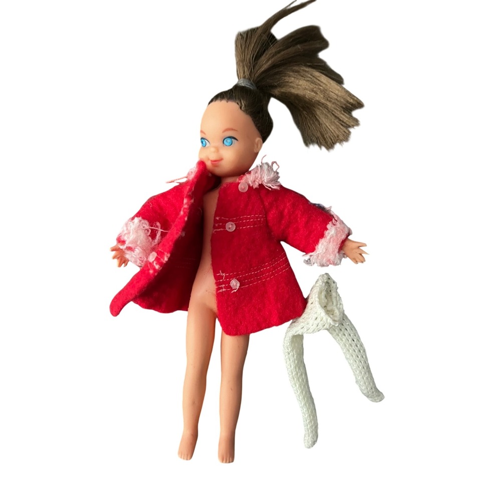 Vintage 1966 Tutti Doll, Barbie's tiny sister